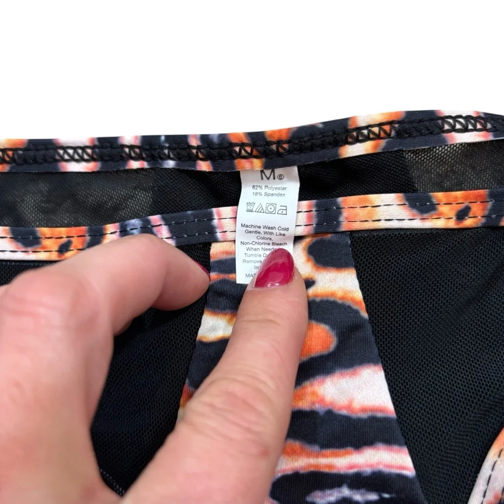 Brand new without Tags Animal‎ Print Strapless Bikini Size Medium